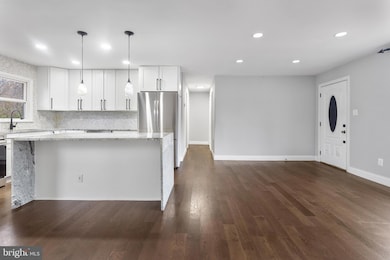 4611 Pendall Dr, Fort Washington, MD 20744 - photo 5