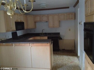 Cafeteria/Kitchen - Kitchen