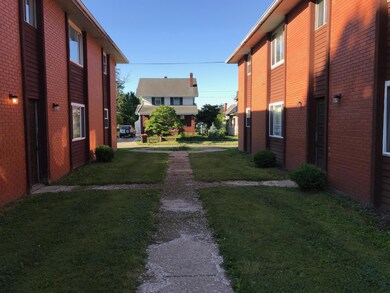 IMG-8943