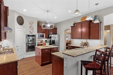 36/42 staggered cabinets, crown molding, hardware,