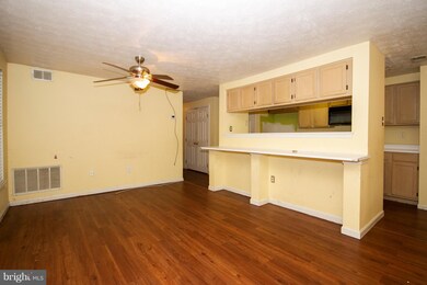 7832 Cornerstone Way unit 8, Windsor Mill, MD 21244 - photo 3