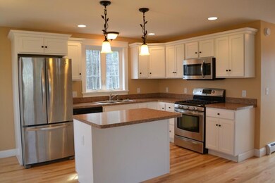20 Dawson St, South Portland, ME 04106 - photo 5