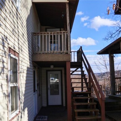 319 N 2nd St unit 2, Lehighton, PA 18235 - photo 2