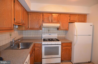 108 Wrangel Ct unit 4, Princeton, NJ 08540 - photo 4