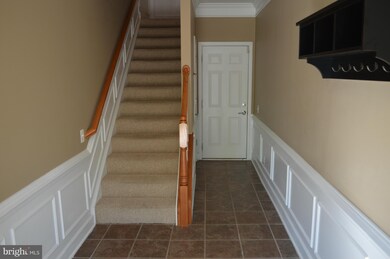 14753 Potomac Branch Dr unit 16, Woodbridge, VA 22191 - photo 2