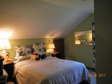 108 Duck Hollow Cir, Stroudsburg, PA 18360 - photo 7