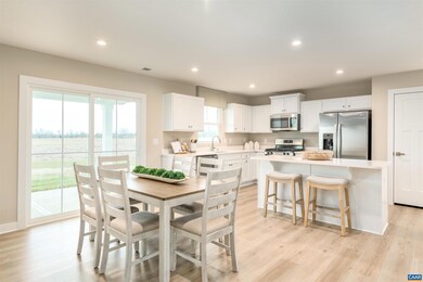 140 White Sands Blvd, Barboursville, VA 22923 - photo 5