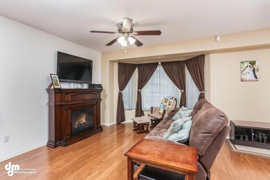 Living Room 20160822-DW-1296-FULL