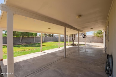 8503 W Bloomfield Rd, Peoria, AZ 85381 - photo 6