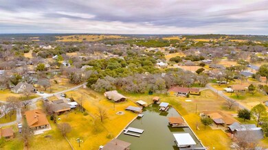 2906 Galaxy St, Granbury, TX 76049 - photo 6