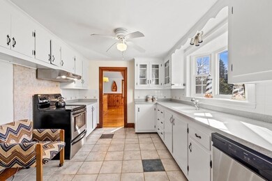 11 Russell Rd, Buzzards Bay, MA 02532 - photo 5