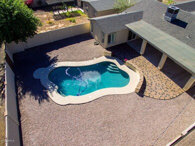 PEBBLETEC POOL