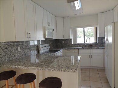 unlisted-address, Miami, FL 33193 - photo 3