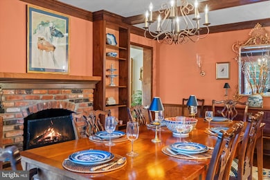 5813 Bent Twig Rd, McLean, VA 22101 - photo 4