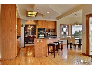 Wonderful Eat-In Kitchen