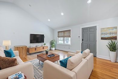 1140 Pleasant Pines Rd, Mount Pleasant, SC 29464 - photo 4