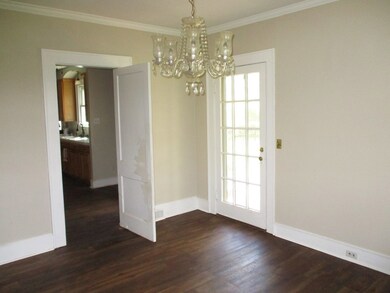 236 W Dodson St, Americus, GA 31709 - photo 4