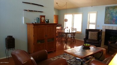 Looking to dining room from LR