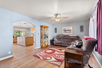 05-Living Room