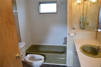 340 River Hill Rd, Statesville, NC 28625 - photo 7