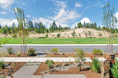 1298 NW Discovery Park Dr, Bend, OR 97703 - photo 4