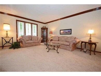 Living Room. BEAUTIFUL EXTRA LARGE WINDOWS ENHANCE