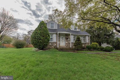 510 Haws Ln, Oreland, PA 19075 - photo 2