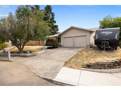 18965 SW Butternut St, Beaverton, OR 97007 - photo 3