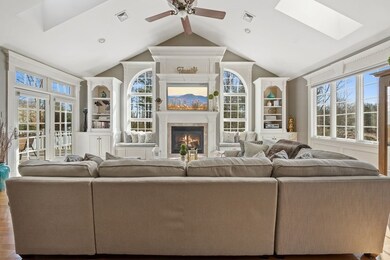 449 Purchase St, Swansea, MA 02777 - photo 7