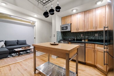 60 Queensberry St unit A, Boston, MA 02215 - photo 6