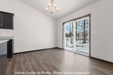 1715 Betty Jean Ln, Green Bay, WI 54313 - photo 7