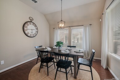 3215 Howling Wolf, San Antonio, TX 78261 - photo 4
