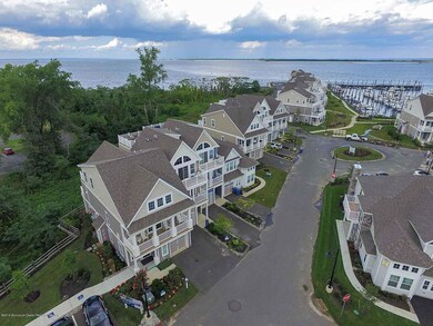 28 Lighthouse Point