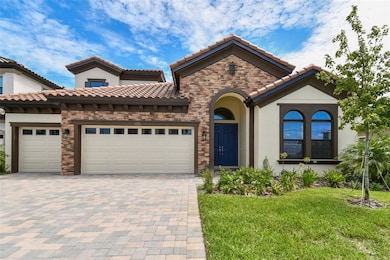 11239 Rustic Timber Loop, Zephyrhills, FL 33545 - photo 4