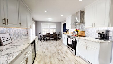 8 Campeau St, Woonsocket, RI 02895 - photo 5