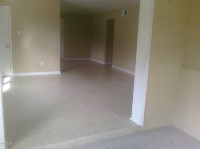 6753 Flopsy Ln, Jacksonville, FL 32210 - photo 3