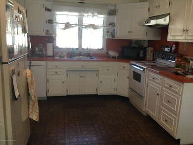 142 Wesley Ave, Atlantic Highlands, NJ 07716 - photo 4