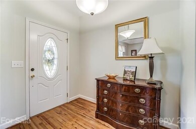 506 Saddle Dr, Camden, SC 29020 - photo 2