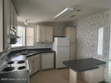 622 Papaya Cir, Sebastian, FL 32976 - photo 5