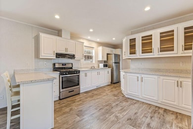 71 Autumn Ln, Lewiston, ME 04240 - photo 6