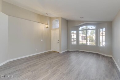 Bay Window Makes More Space!