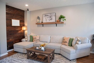 3015 Lodgepole Dr, Whiteland, IN 46184 - photo 7