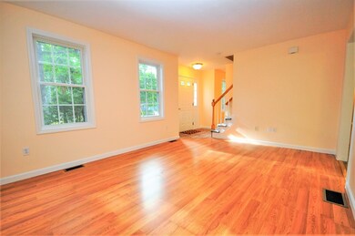 8 Bates Pond Rd, Carver, MA 02330 - photo 4