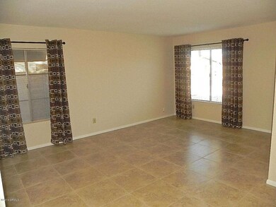 Living room with 20' tile