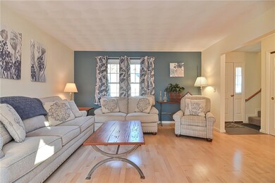 44 Lark Ave, Cranston, RI 02920 - photo 7
