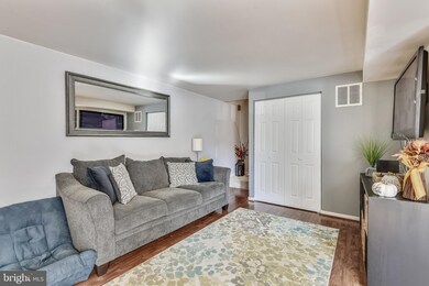 538 Glen Ct, Glen Burnie, MD 21061 - photo 7