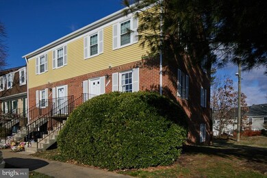 1022C Brixton Ct, Sterling, VA 20164 - photo 2