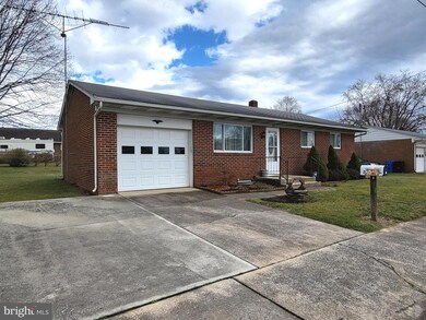 317 Taney Dr, Taneytown, MD 21787 - photo 6