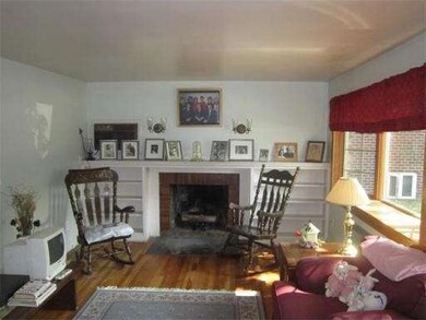 151 Warren St, Watertown, MA 02472 - photo 5