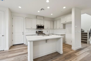 262 Mindy Way, Pittsburg, CA 94565 - photo 7